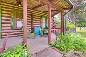 House (1 Bedroom) | Interior - 4 Mi to Historic District: Calico Rock Cabin! (Calico Rock)