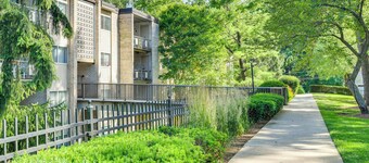 North Bethesda Apartment w/ Community Pool!