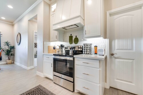 Texas Home w/ Hot Tub: 3 Mi to Downtown Canyon!