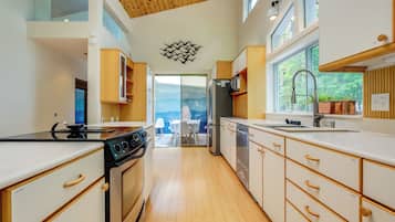 Rumah (4 Bedrooms) | Interior