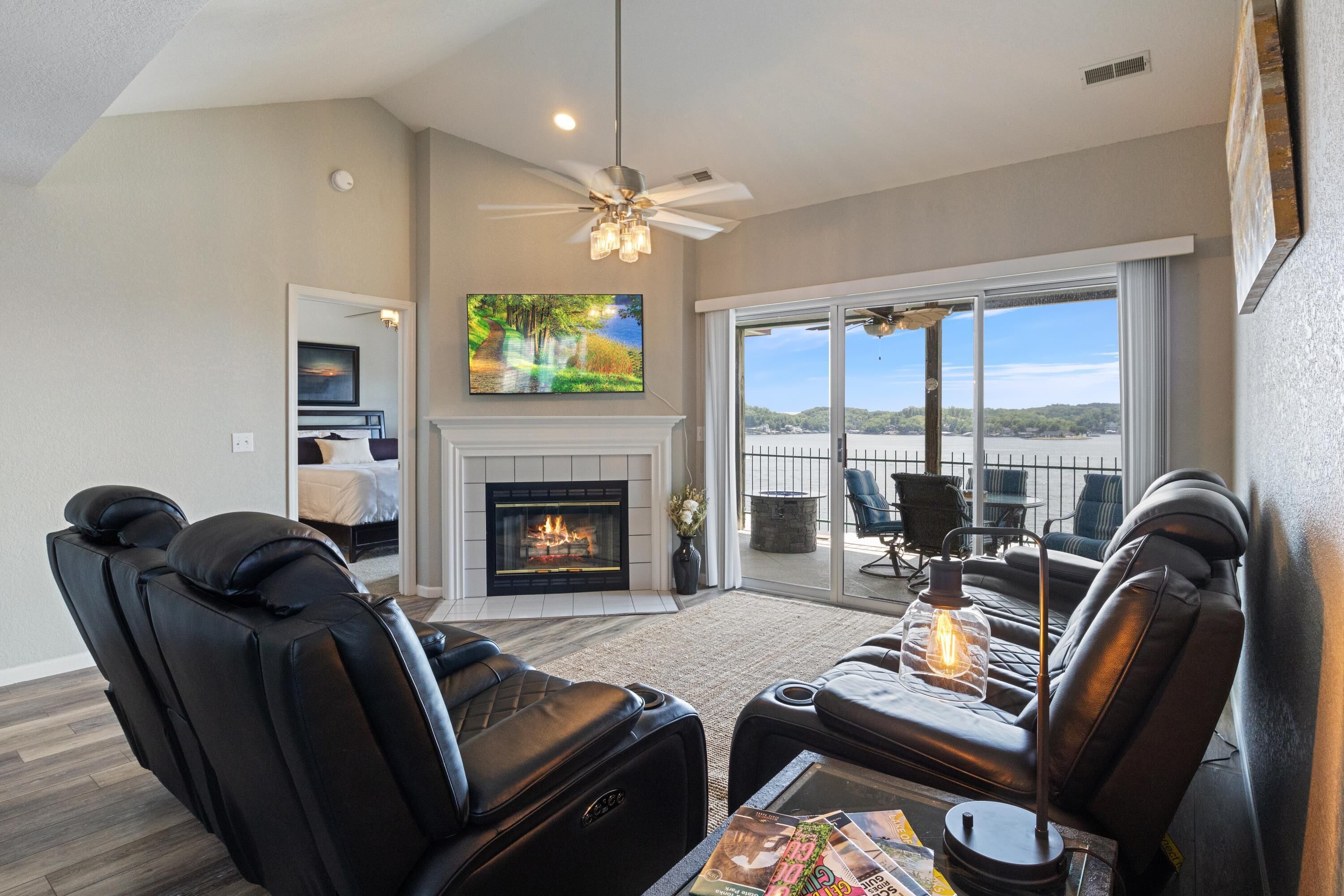 TV, fireplace, offices