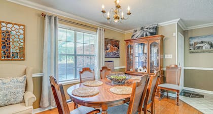 Charming Retreat w/ Patio: Near Grambling/ruston!