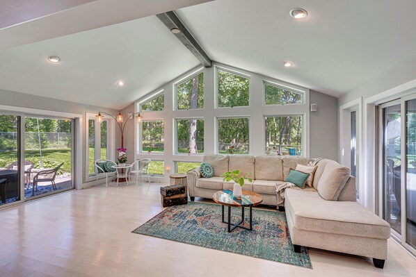 TV, fireplace, books