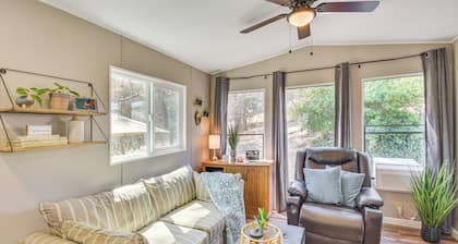 La Grange Home w/ Covered Patio & Gas Grill!