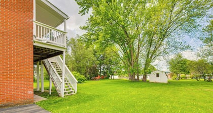 Cozy Clearfield Apartment - 3 Mi to Downtown!