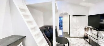 Stuga i Lugnt Villaområde tio Minuter Från Stockholm!