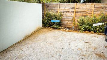 Enceinte de lâhĂ©bergement