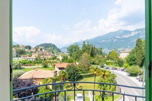 Appartamento, balcone, vista lago | Vista dalla camera