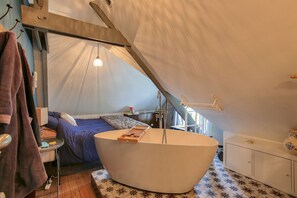 3 bedrooms, free WiFi