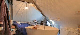 Unique house for 6 adults and 2 children