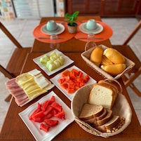 Desayuno buffet incluido todos los días 