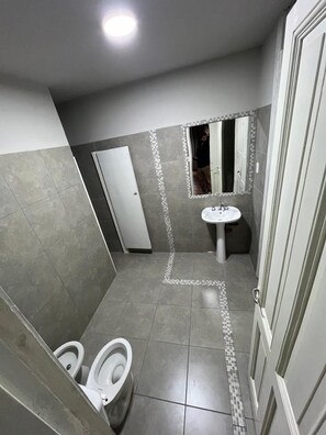 Dormitorio compartido Confort, dormitorio mixto, Aire acondicionado | Wifi gratis