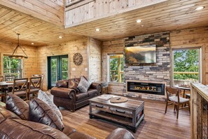 Ferienhütte, 5 Schlafzimmer | Wohnbereich | Smart-TV