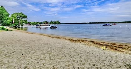 Sebago Escape Limit 12 5 Bedroom Home by RedAwning