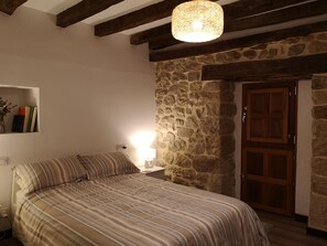 1 Schlafzimmer, Reisekinderbett, WLAN, Bettwäsche