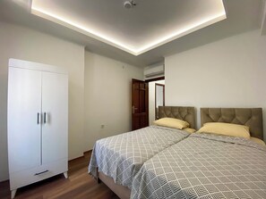 Family Condo | 1 bedroom, iron/ironing board, free WiFi