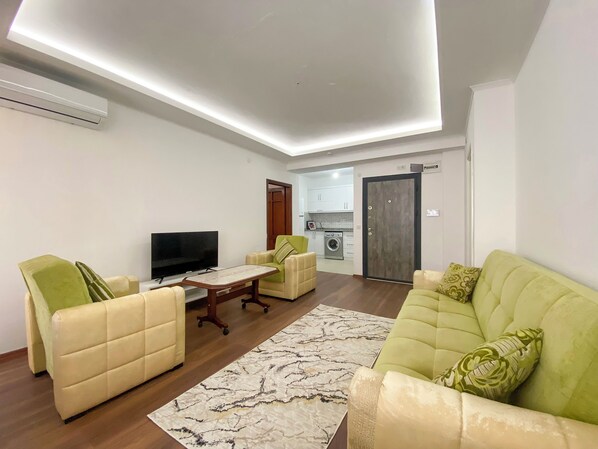 Standard Condo | Living area
