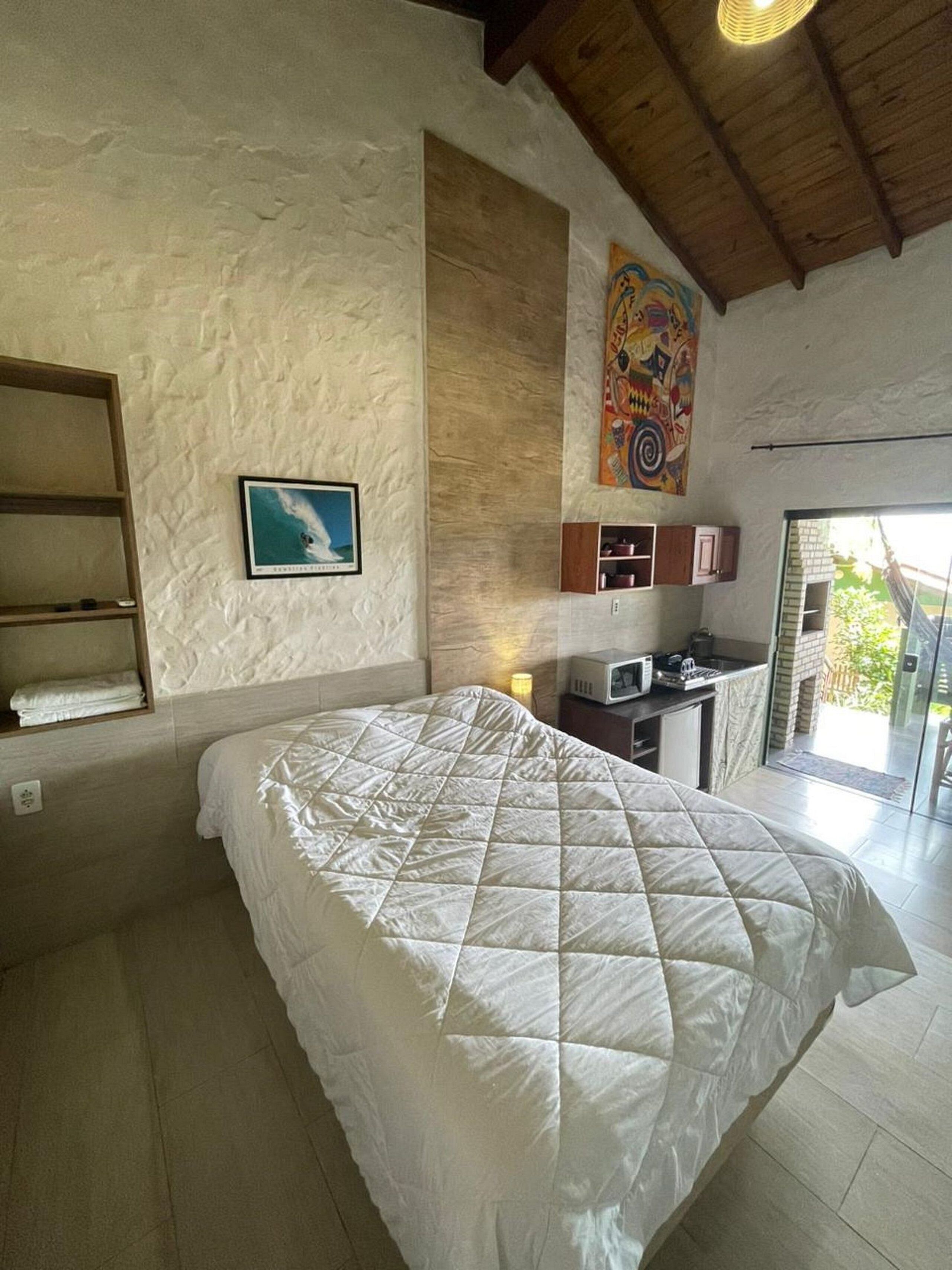 尊荣开间 | 高档床上用品、特色装修、特色家居、免费 WiFi