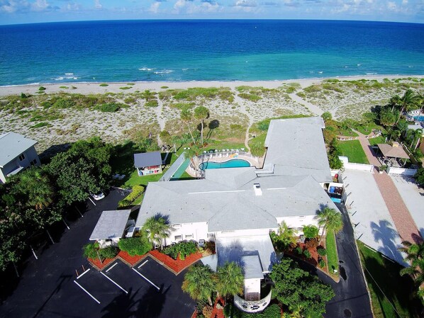 Exterior - Directly on the Gulf - Unit 16 - 1 Bedroom - Second Floor - Sleeps 4 (Venice)