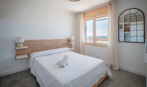 Apartment | 3 bedrooms - R154 - Apartamento Frente AL MAR EN Coma-ruga 3 (El Vendrell)