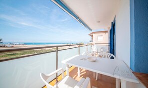 Apartment | 3 bedrooms - R154 - Apartamento Frente AL MAR EN Coma-ruga 3 (El Vendrell)