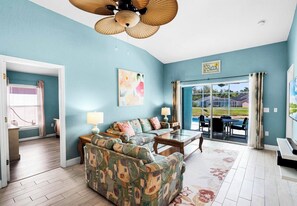 Smart TV - The Summer Palms 5BR Pool Home near Disney Parks (Davenport)