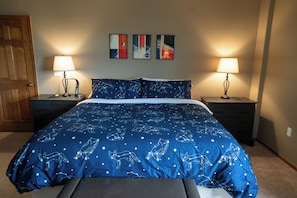 3 bedrooms, desk, iron/ironing board, free WiFi