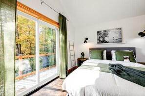 5 bedrooms, desk, free WiFi, bed sheets - Maison du lac, 5BR avec plage de sable, SPA et feu (Sainte-Lucie-des-Laurentides)