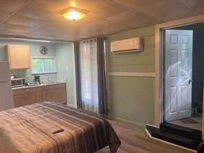 1 多间卧室、熨斗/熨衣板、免费 WiFi、床单