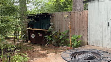 Tina de hidromasaje al aire libre