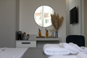 In-room safe, blackout drapes, soundproofing, free WiFi - MAPE Luxury Rooms (Split)