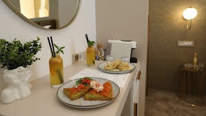 Deluxe Double Room, Partial Sea View - MAPE Luxury Rooms (Split)