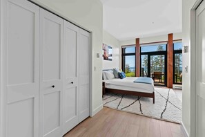 2 Schlafzimmer, Bügeleisen/Bügelbrett, Reisekinderbett, kostenloses WLAN