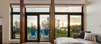 Eagle Ridge I Views I Big beach, new furniture!