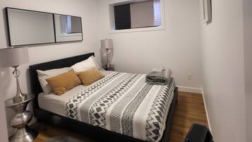 2 soverom, strykejern/-brett, wi-fi og sengetøy