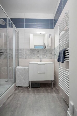 Hair dryer - Design apartment in the city center with parking (Vichy)