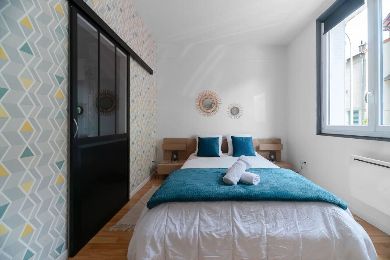 1 slaapkamer, een strijkplank/strijkijzer, reisbedje, gratis wifi