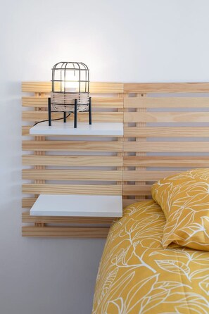 3 bedrooms, iron/ironing board, travel cot, free WiFi