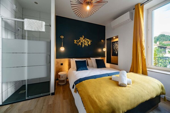 1 bedroom, iron/ironing board, travel crib, free WiFi