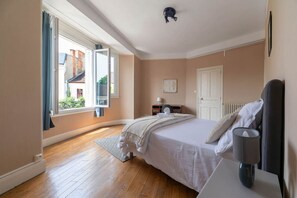 2 camere, ferro/asse da stiro, culla da viaggio, Wi-Fi gratuito