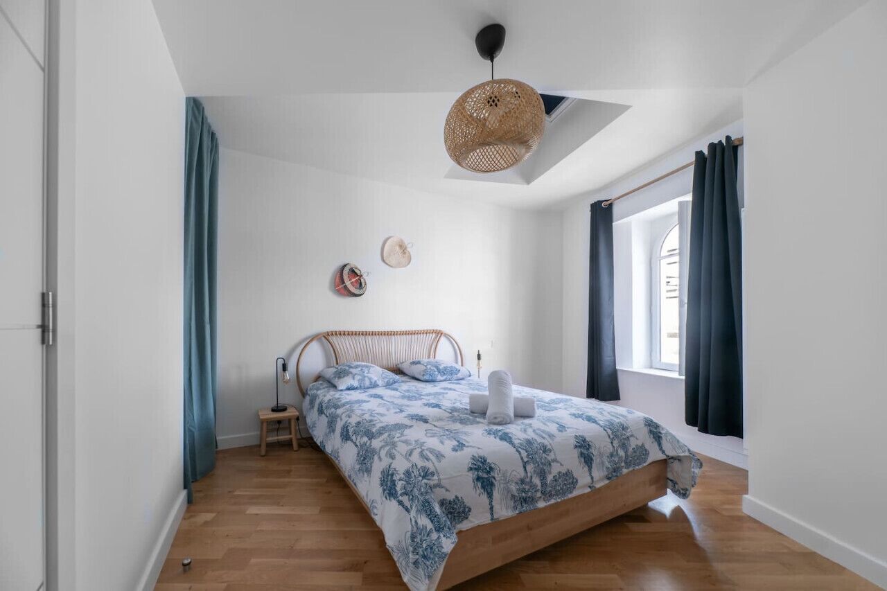 1 chambre, fer et planche à repasser, lit parapluie, Wi-Fi gratuit