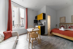 1 室のベッドルーム、アイロン / アイロン台、WiFi、ベッドシーツ