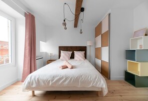 1 室のベッドルーム、アイロン / アイロン台、旅行用ベビーベッド、WiFi (無料)