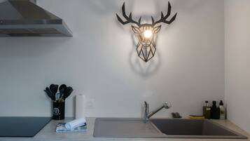 Refrigerador, microondas, horno y lavavajillas