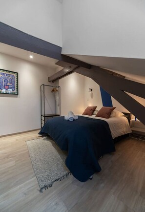 1 chambre, fer et planche à repasser, Wi-Fi gratuit, draps fournis