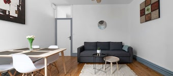 Design and bright apartment, free parking