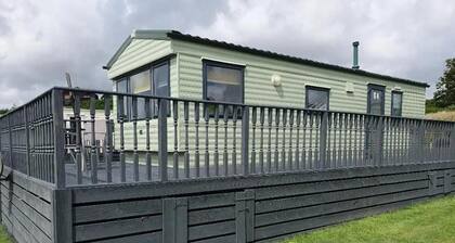 Lochside Retreat at Three Lochs Holiday Park