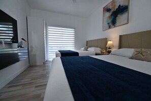 5 bedrooms, desk, iron/ironing board, travel cot