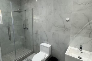 Shower, towels