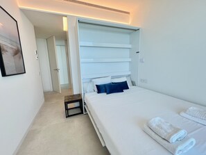 2 makuuhuonetta, silitysrauta/-lauta, ilmainen Wi-Fi, vuodevaatteet